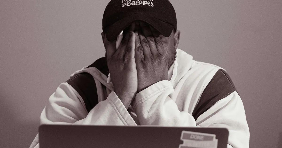 Gráfico mostrando una cascada de pérdidas tras una operación de revenge trading — Tradalyst